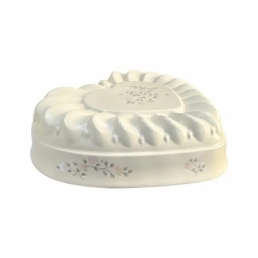 Vintage Pfaltzgraff Tea Rose Heart Shaped Mold Baking Dish